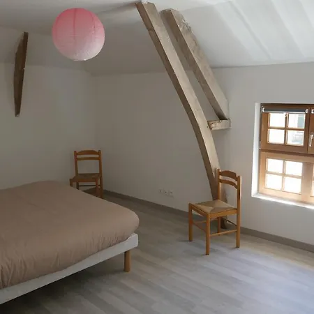 Holiday home De Lozembrune Les Licornes *