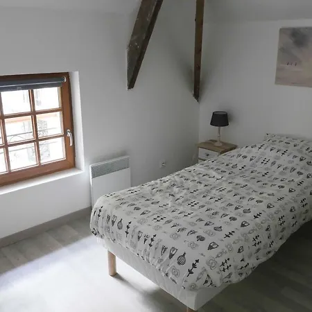 Holiday home De Lozembrune Les Licornes *