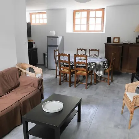 Holiday home De Lozembrune Les Licornes *